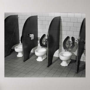 Toilettenanlagen, 1943. Altes Foto Poster