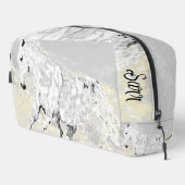 Toilettenbeutel: Hügelhütte Waschbeutel (Rechte Ecke)