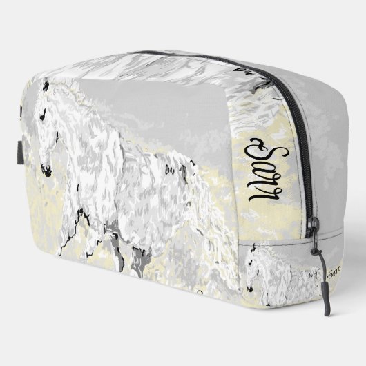 Toilettenbeutel: Hügelhütte Waschbeutel (Rechte Ecke)