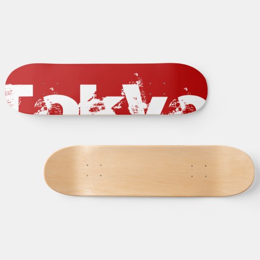 Tokio - Japan, Rote Farbe und Weißer Text - Skateb Skateboard (Horizontal)