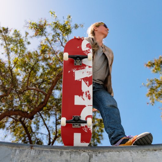 Tokio - Japan, Rote Farbe und Weißer Text - Skateb Skateboard (Außenbereich 1)