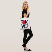 Tokioter Vibes Tasche (Am Model)