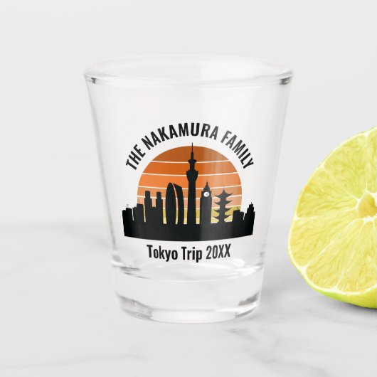 Tokyo Japan Sunset Custom Vacation Souvenir Schnapsglas (Vorderseite)