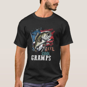 Tolle Oma im Tarnanzug mit amerikanischer Flagge z T-Shirt