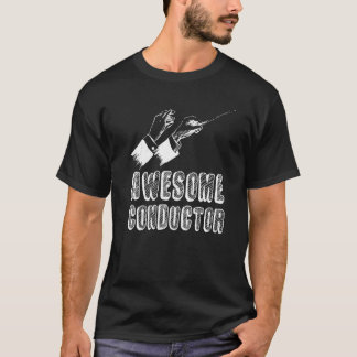 Toller Dirigent mit Taktstock im Musikorchester mi T-Shirt