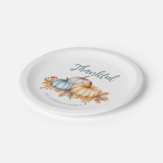 Tolles Wasserfarbenkürbis Erntedank Party Pappteller (Schrägansicht)