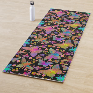 Tollpatschige Schmetterlinge auf dem Schlag Yogamatte