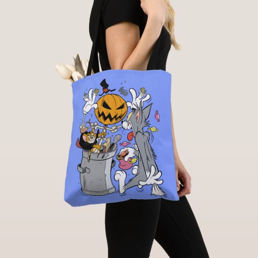 Tom & Jerry | Boo an Tom Tasche (Von Nahem)