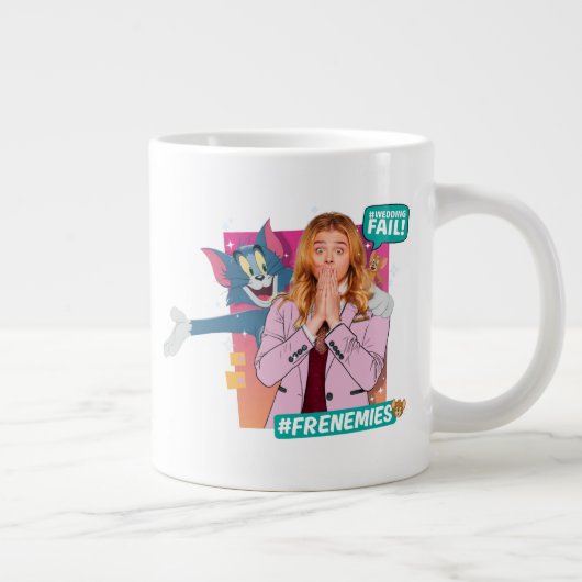 Tom & Jerry mit Kayla - Frenemies Jumbo-Tasse (Rechts)