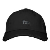 "Tom" Männername bestickt, Bestickte Baseballkappe (Vorderseite)