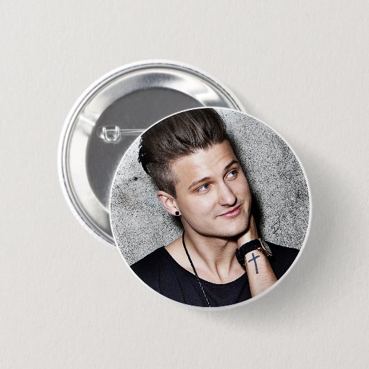 (Tom) Standard, 5,7 cm (2,25") rundes Abzeichen Button (Vorne & Hinten)