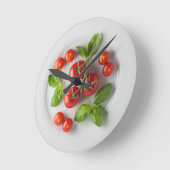 Tomato & Basil Wall Clock Runde Wanduhr (Winkel)
