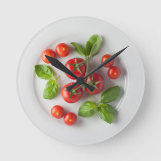 Tomato & Basil Wall Clock Runde Wanduhr