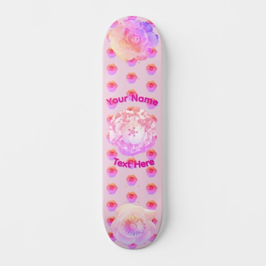 Tomboy Pink Boho Blumen Skateboard (Vorderseite)