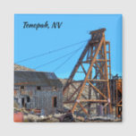 Tonopah Nevada Magnet<br><div class="desc">Tonopah,  Nevada,  eine historische Bergbaustadt zwischen Las Vegas und Reno. Berühmt für den Bergbaupark,  das Bergbaumuseum,  den Sternenhimmel und die Spuk Hotels. Das Foto wurde im Februar 2022 während unserer Reise nach Tonopah aufgenommen.</div>