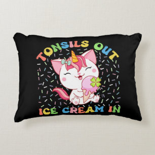Tonsille draußen, Eiscreme rein Unicorn Cat Dekokissen
