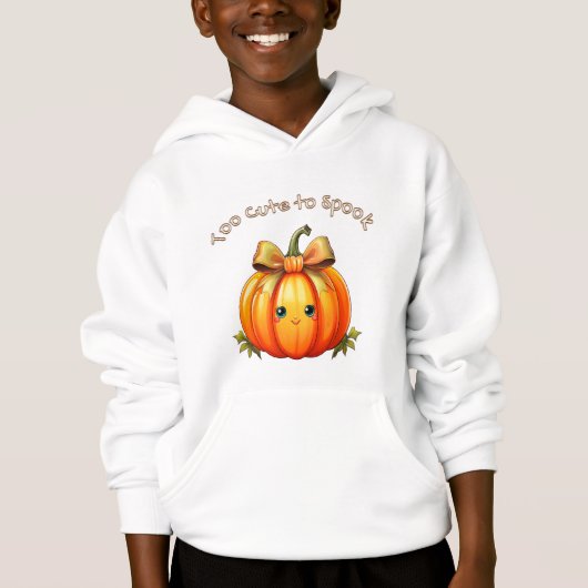Too Cute to Spook – Cozy Pumpkin Hoodie (Vorderseite)