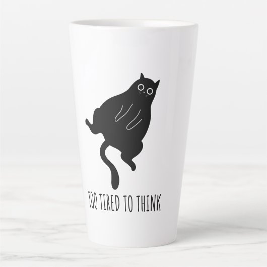 Too Tired to Think - Funny Exhausted Black Cat Milchtasse (Vorderseite)