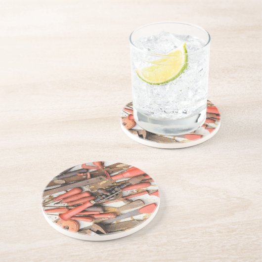 Tools Antiquitätenwerkzeug Rustikal Roter Mann Getränkeuntersetzer (Seite)