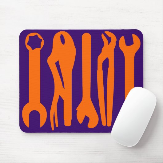 Tools - Orange on Deep Lila Mousepad (Mit Mouse)