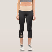 Top Apricot Beige auf fast schwarz Capri Leggings (Vorderseite)