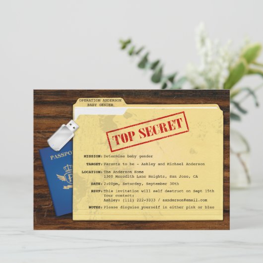 Top Secret Agent Mission Baby Gender Reveal Party Einladung (Stehend Vorderseite)