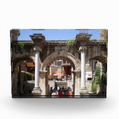 Tor des römischen Kaisers Hadrian Fotoblock (Vorderseite)