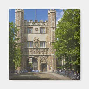 Tor zum Trinity College und Reihen von Fahrrädern, Magnet