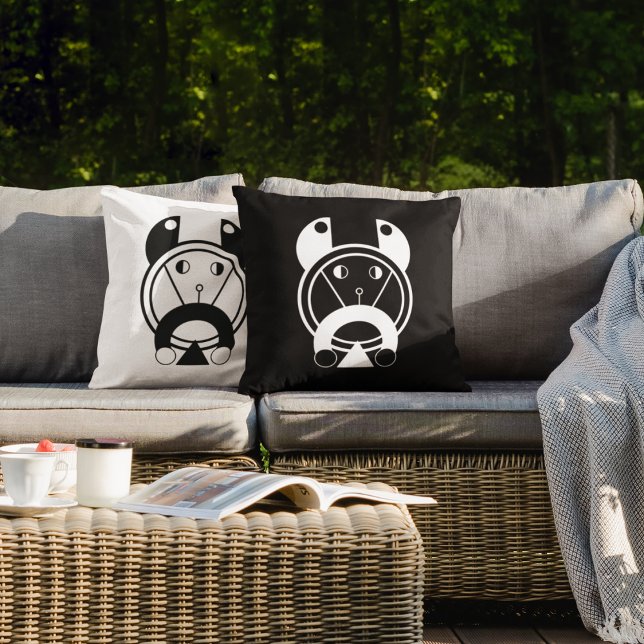 Tora Tiger Geometric Zodiac Kissen (Relax in style with bold tiger vibes)