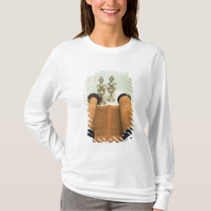 Torah Rolle mit silbernen Krone Finials T-Shirt