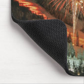 Torchlightparade und -Feuerwerke während des Mousepad (Ecke)