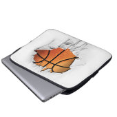 Torn Basketball Laptop Sleeve (Vorne Knopf)