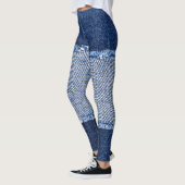 Torn denim: blauer Jeans Stoff. Leggings (Links)