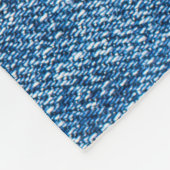 Torn denim Stoff Textur, blaue Farben. Fleecedecke (Ecke)