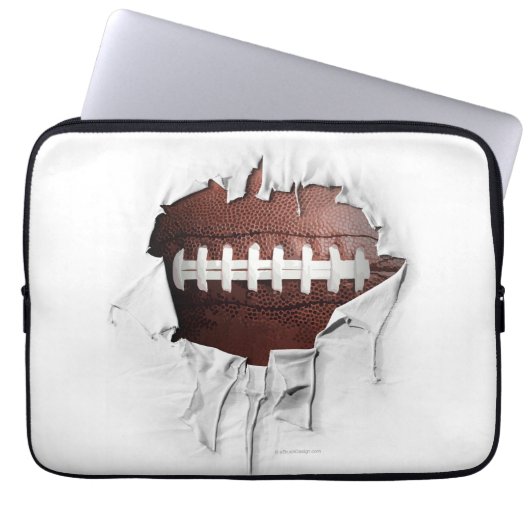 Torn Football Laptopschutzhülle (Vorderseite)