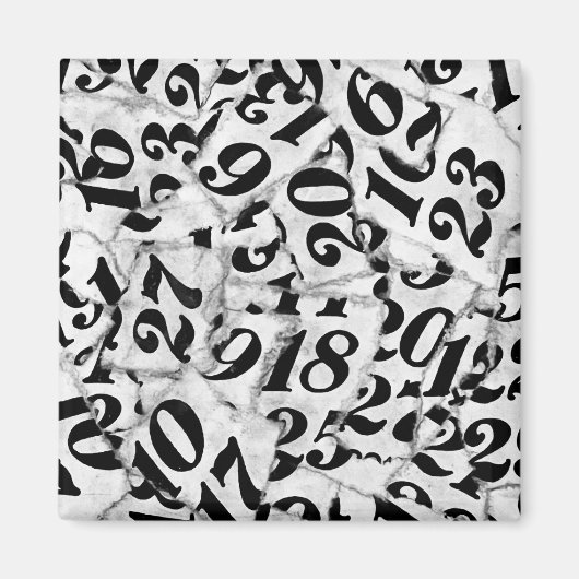 Torn Paper Numbers Collage Art Magnet (Vorne)