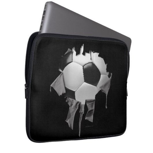 Torn Soccer Laptopschutzhülle (Vorne Rechts)