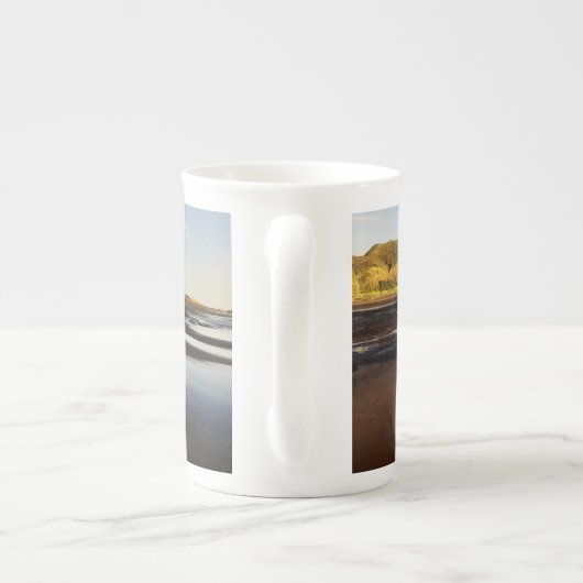 Torn Tryptich Tasman View Knochen China Tasse (Rückseite)