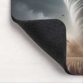 Tornado auf einem Gebiet im Mittleren Westen Mousepad (Ecke)
