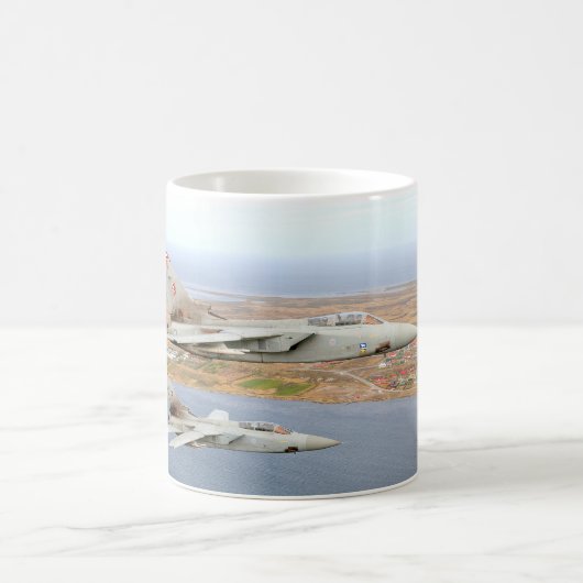TORNADO ON PATROL (UK) KAFFEETASSE (Mittel)