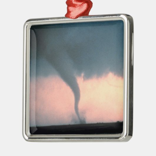 Tornado Ornament Aus Metall (Links)