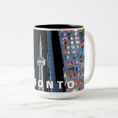 Toronto, Kanada, Graffiti Zweifarbige Tasse (VorderseiteRechts)
