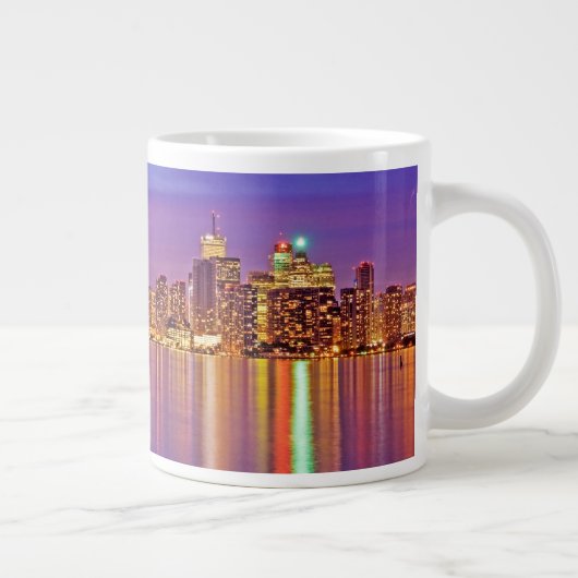 Toronto Skyline bei Dusk Jumbo-Tasse (Rechts)