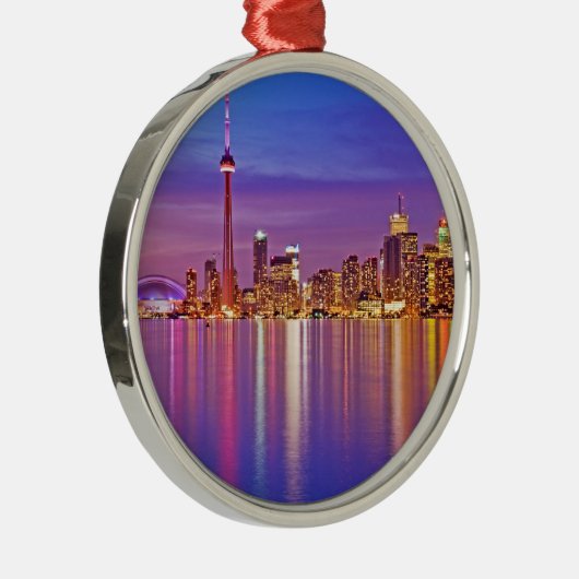 Toronto Skyline bei Dusk Ornament Aus Metall (Rechts)