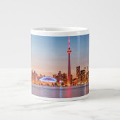 Toronto Skyline bei Sunset Jumbo-Tasse (Vorderseite)