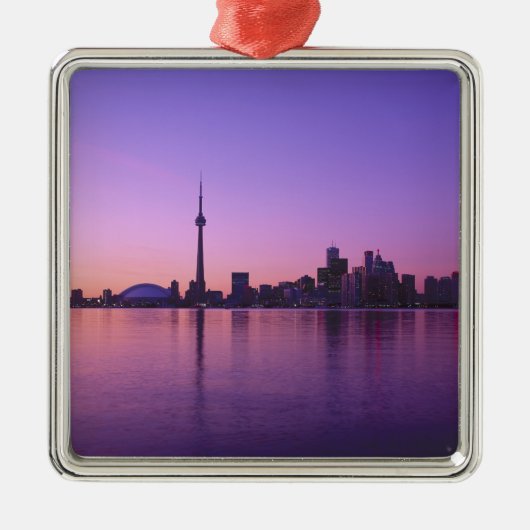Toronto Skyline in der Nacht, Ontario, Kanada Silbernes Ornament (Vorne)