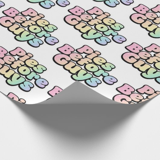 Torten vor Jungs Geschenkpapier (Ecke)