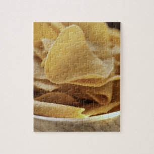 Tortilla-Chips in der hölzernen Schüssel Puzzle