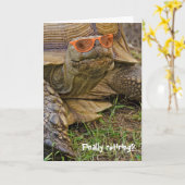Tortoise in Sonnenbrille für den Ruhestand Karte (Gelbe Blume)