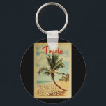 Tortola Palm Tree Vintage Reise Schlüsselanhänger<br><div class="desc">Ein einzigartig Retro Mitte des Jahrhunderts moderne Tortola Jungfrau Islands Kunstdruck in Vintage Reise Poster Stil. Es verfügt über eine geschwungene Palme am Sandstrand mit Ozean unter einem blauen bewölkten Himmel.</div>